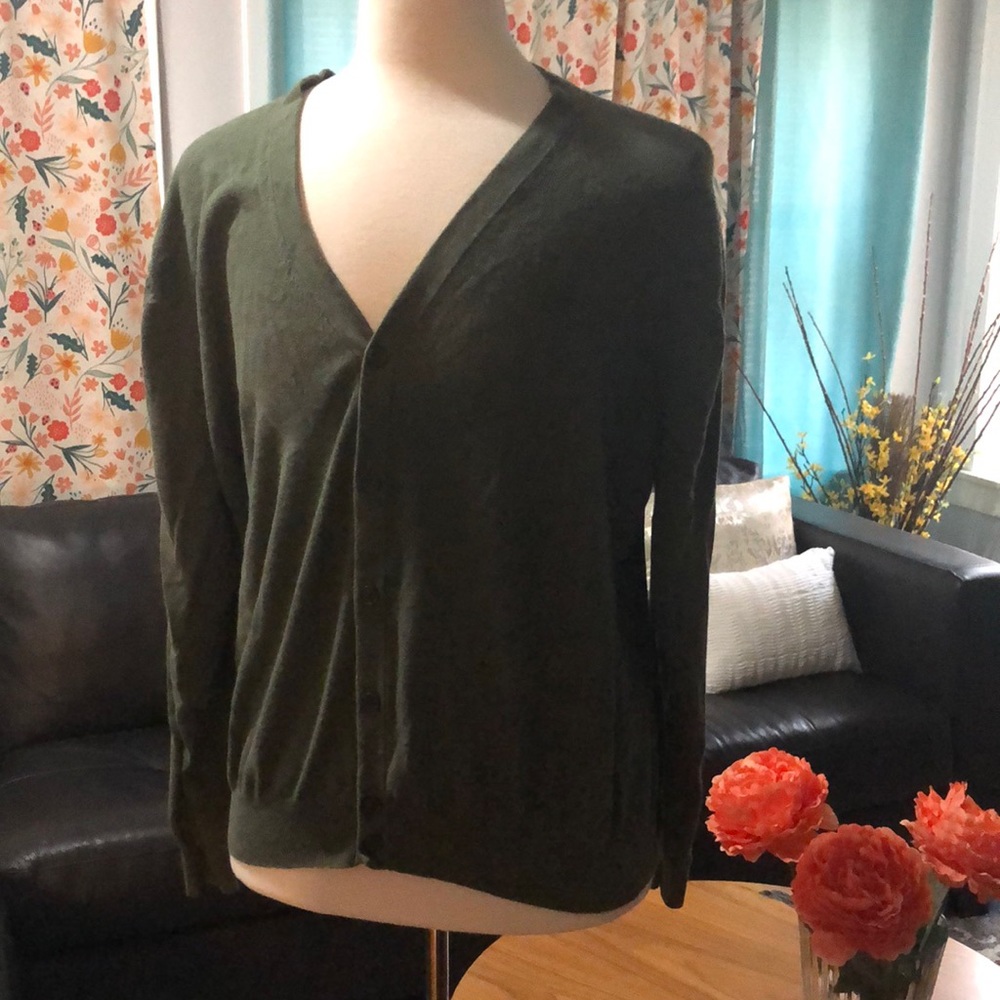 John Bartlett Consensus Men’s Army Green V Neck Sweater Size XXL